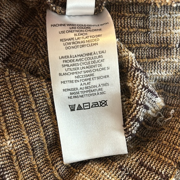 Anthropologie, 2 piece set, women’s size medium, NWT - Picture 4 of 6